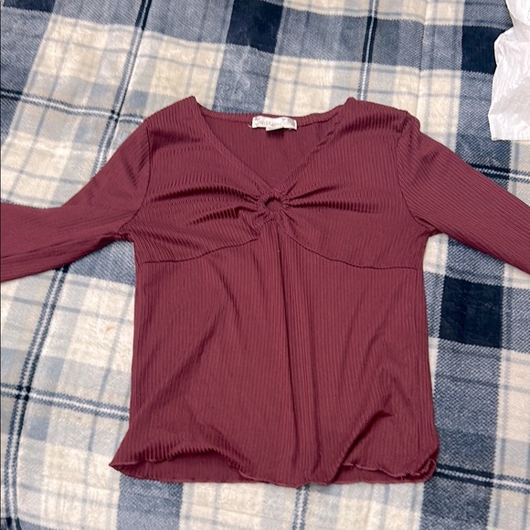 Women's Burgundy Long Sleeve Top - Picture 1 of 2